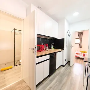 https://central-old-town-garden-oasis-terrace-ap-10.bucharesthotelsnow.com