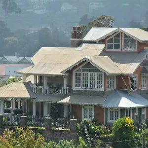 https://royal-wattles.kandyhotelsnow.com